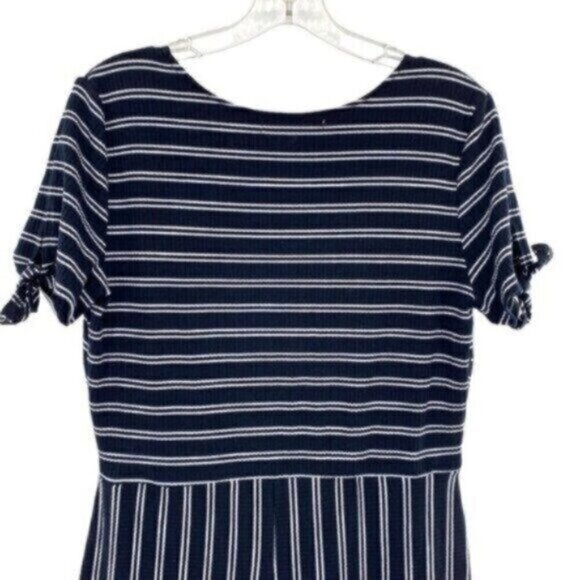 Jolt Women’s Black and White Striped Wide Leg Cropped Jumpsuit - Picture 7 of 11